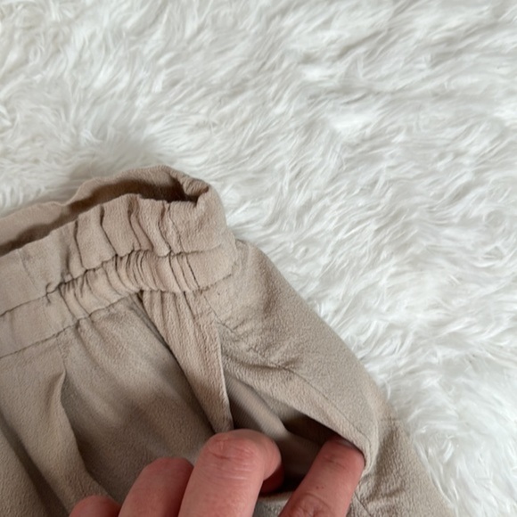 Wilfred Beige/Tan Flowy Chiffon Mini Short with Front Tie - Picture 6 of 7